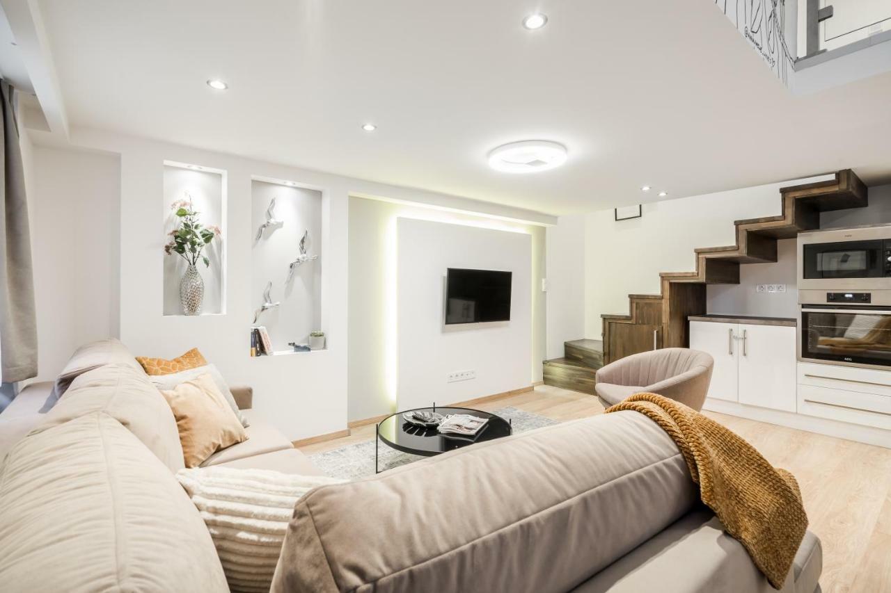 Bpr Luxurious & Stylish Duplex Home Budapest Exterior foto